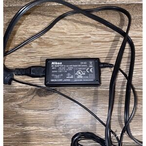 NIKON AC ADAPTER EH-63 for COOLPIX S1,S2,S3,S52 Charger